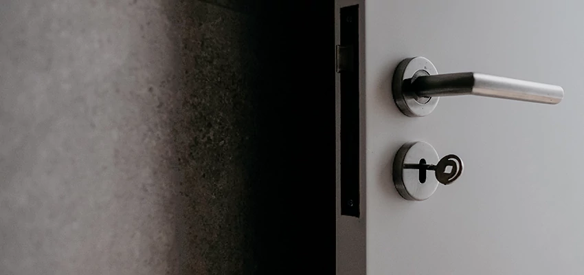 Front Door Handle Repair And Installation in Desert Hot Springs, CA